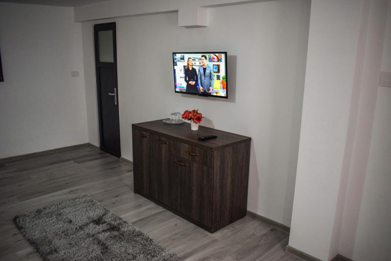 B House Rooms Iasi Exterior foto